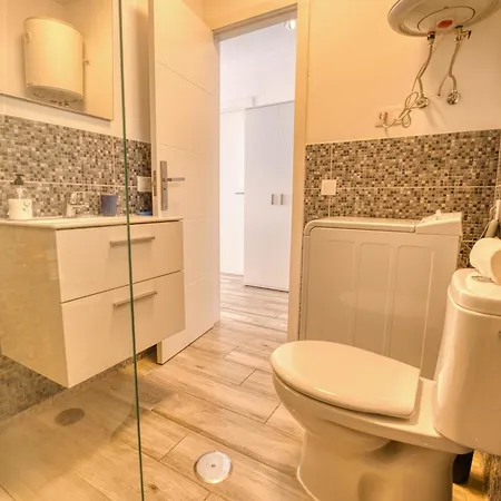 Appartamento Con 1 Da Letto Con Vista Ov223